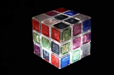 Alternative magic cube designs